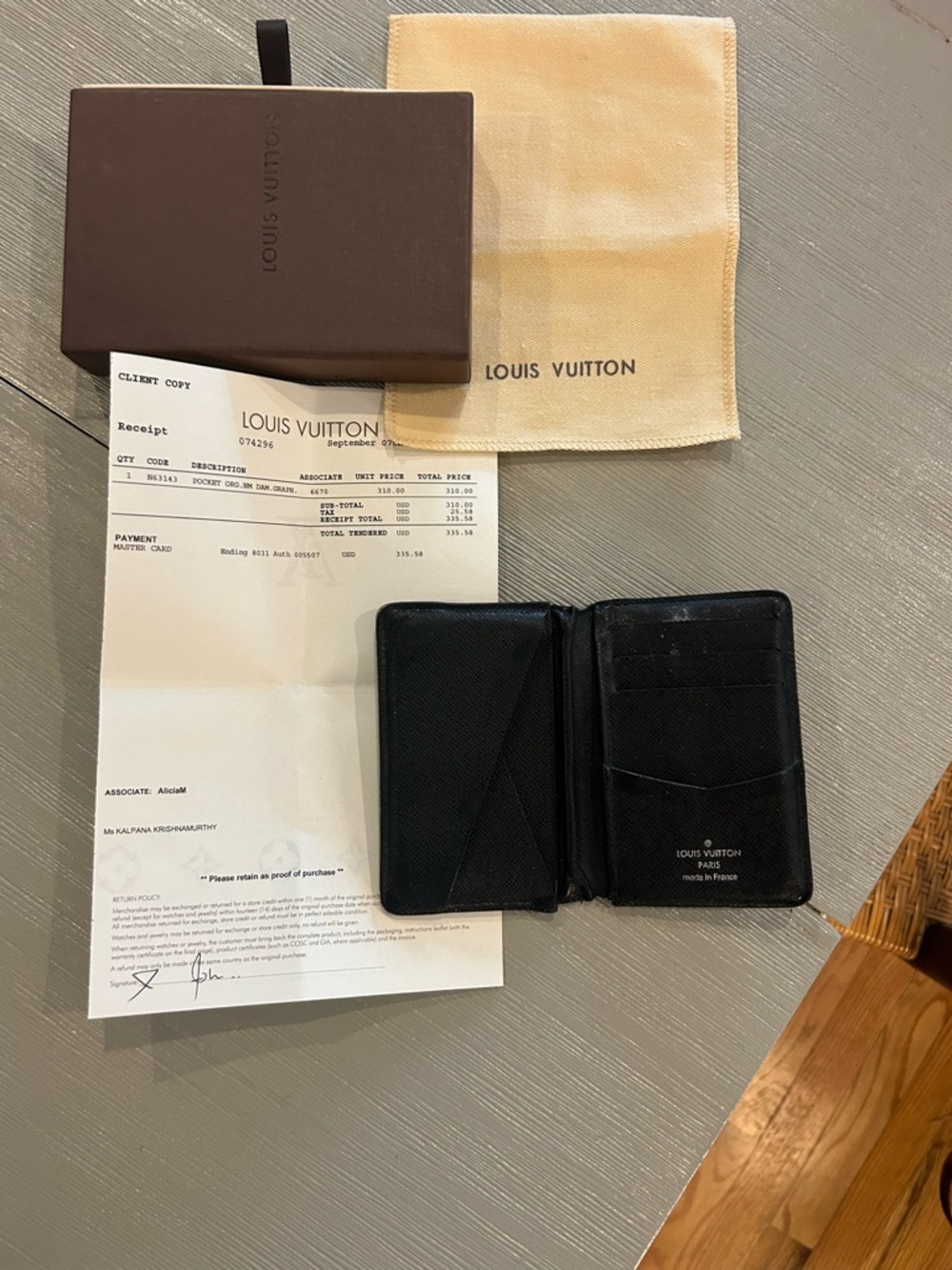 Louis Vuitton Pocket Organizer - Black - Picture 5 of 5